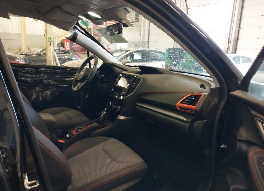 Photo 5 of 2019 Subaru Forester SPORT (VIN JF2SKAJC5KH486747)