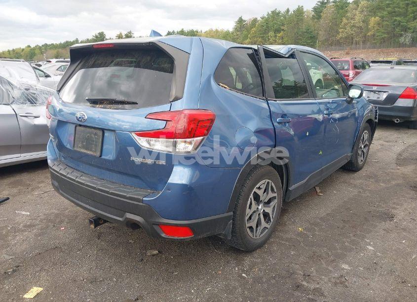 Photo 4 of 2021 Subaru Forester PREMIUM (VIN JF2SKAJC5MH436675)