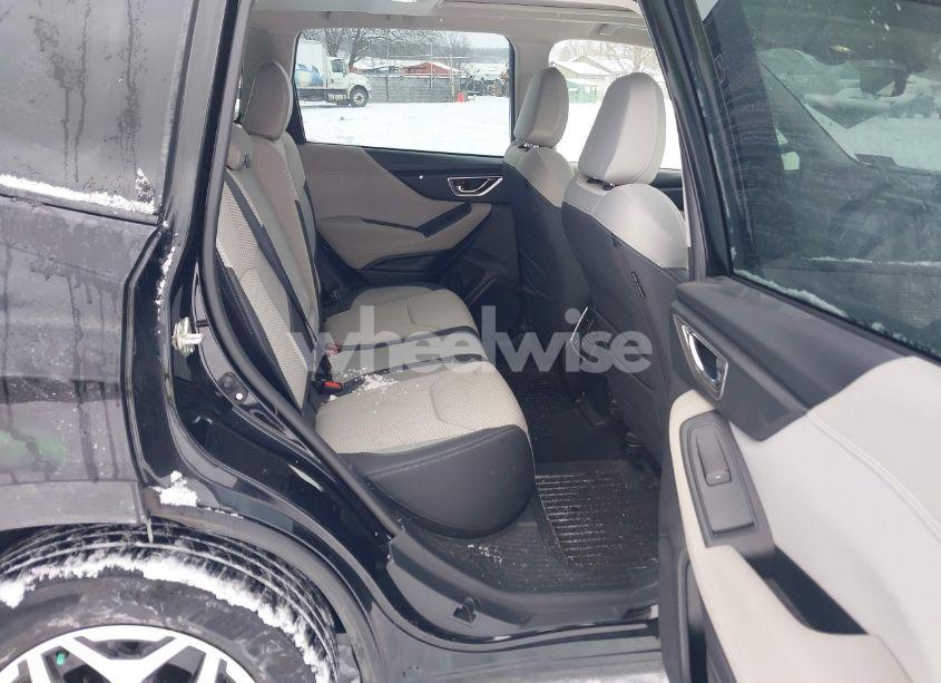 Photo 8 of 2021 Subaru Forester PREMIUM (VIN JF2SKAJC5MH510158)