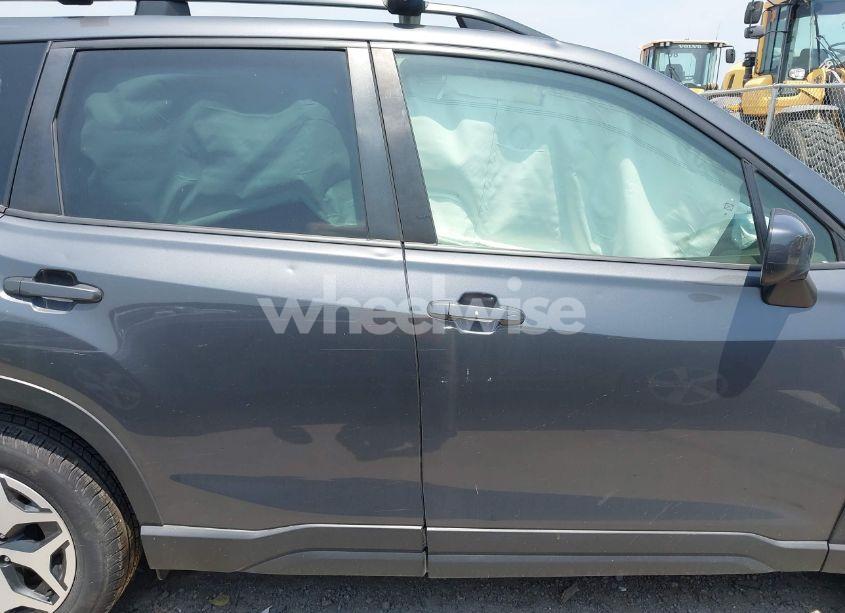 Photo 13 of 2021 Subaru Forester PREMIUM (VIN JF2SKAJC6MH458989)