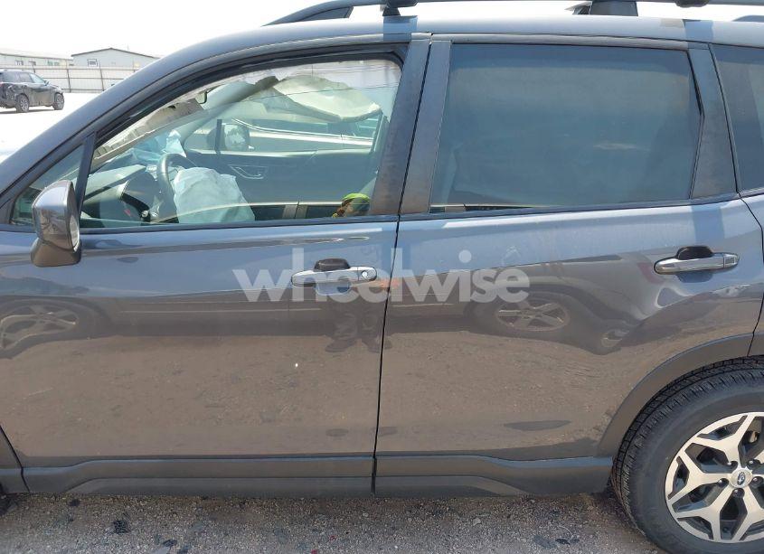 Photo 14 of 2021 Subaru Forester PREMIUM (VIN JF2SKAJC6MH458989)