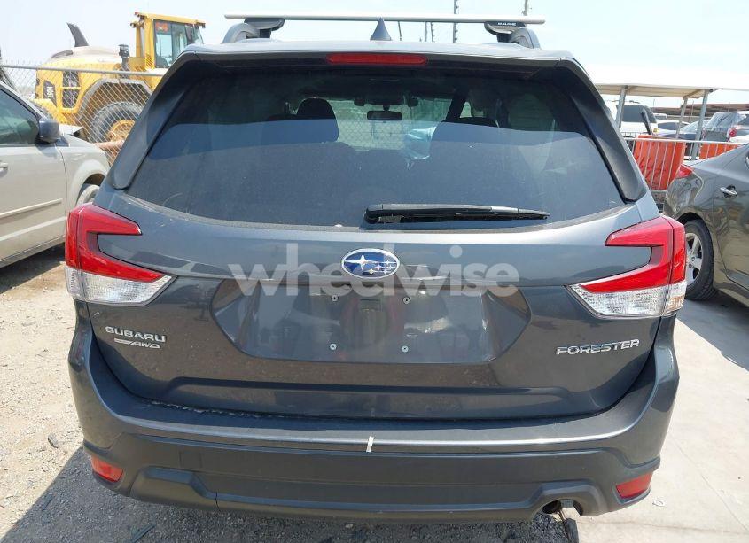 Photo 16 of 2021 Subaru Forester PREMIUM (VIN JF2SKAJC6MH458989)