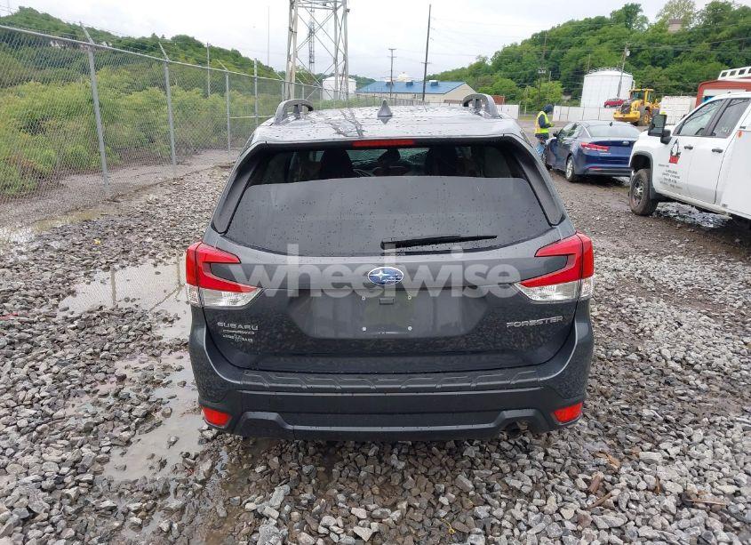 Photo 16 of 2021 Subaru Forester PREMIUM (VIN JF2SKAJC6MH561359)