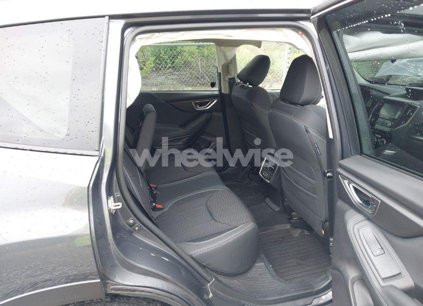 Photo 8 of 2021 Subaru Forester PREMIUM (VIN JF2SKAJC6MH561359)