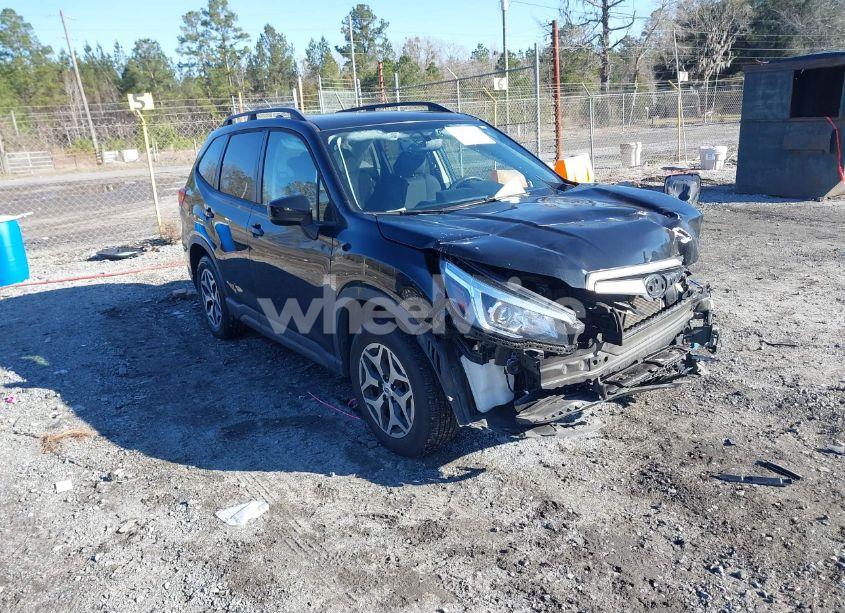 2020 Subaru Forester PREMIUM (VIN JF2SKAJC7LH422596) main photo