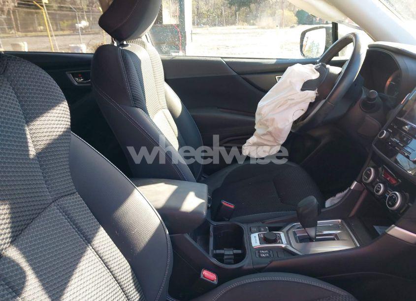 Photo 5 of 2020 Subaru Forester PREMIUM (VIN JF2SKAJC7LH422596)