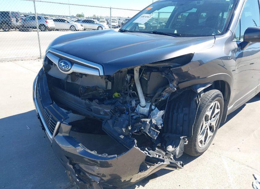 Photo 6 of 2020 Subaru Forester PREMIUM (VIN JF2SKAJC7LH552698)