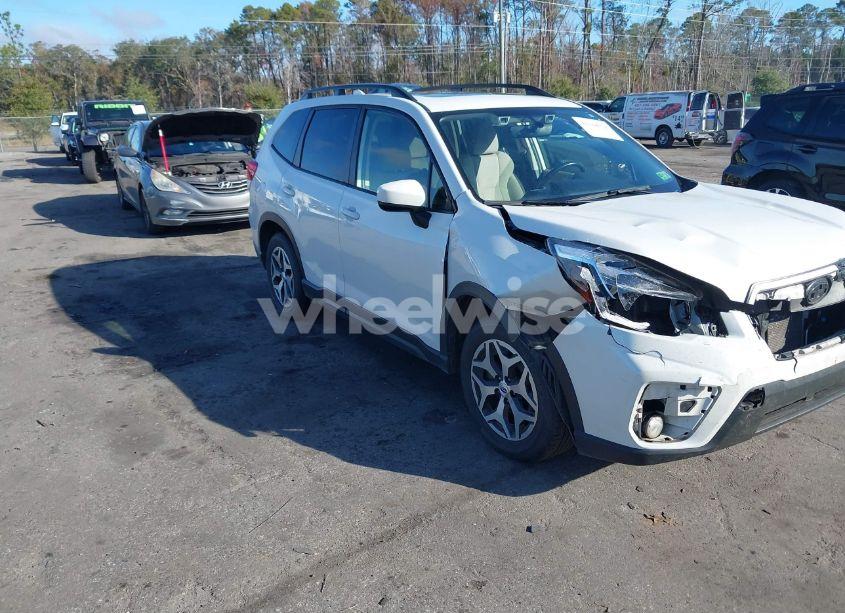 2021 Subaru Forester PREMIUM (VIN JF2SKAJC7MH423040) main photo