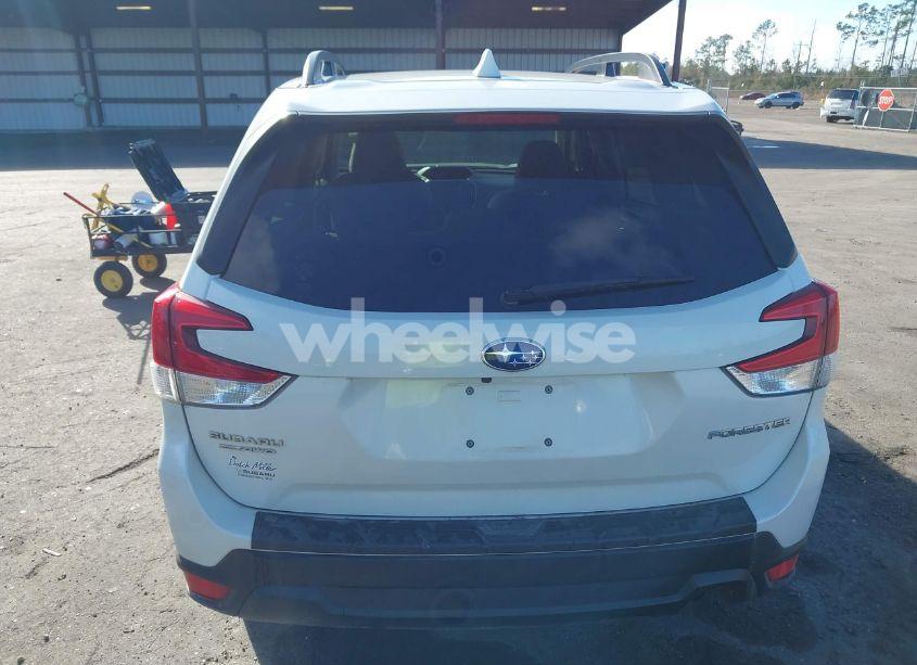 Photo 16 of 2021 Subaru Forester PREMIUM (VIN JF2SKAJC7MH423040)