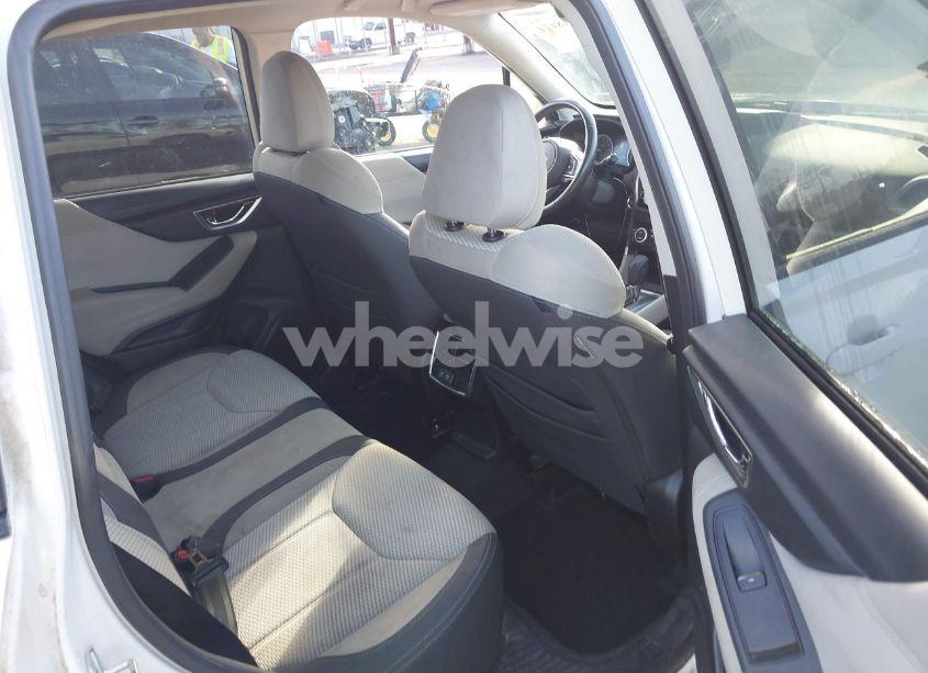 Photo 8 of 2021 Subaru Forester PREMIUM (VIN JF2SKAJC7MH423040)