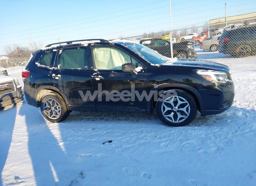 Photo 13 of 2021 Subaru Forester PREMIUM (VIN JF2SKAJC7MH454370)