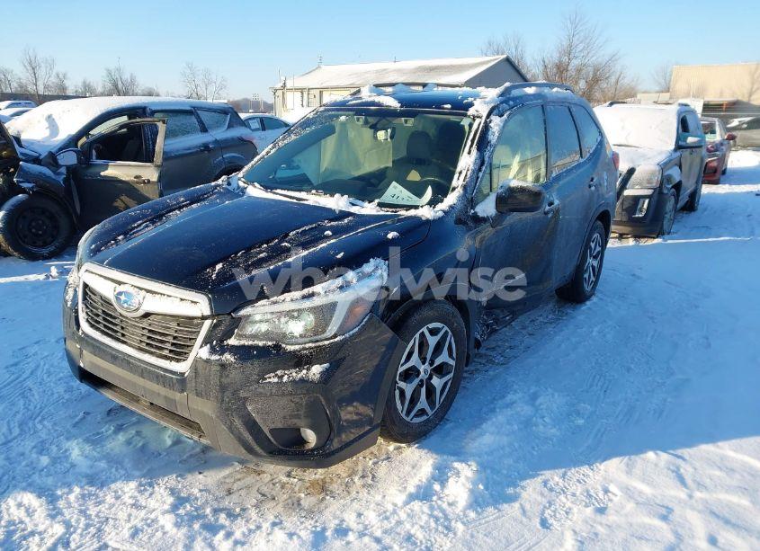 Photo 2 of 2021 Subaru Forester PREMIUM (VIN JF2SKAJC7MH454370)