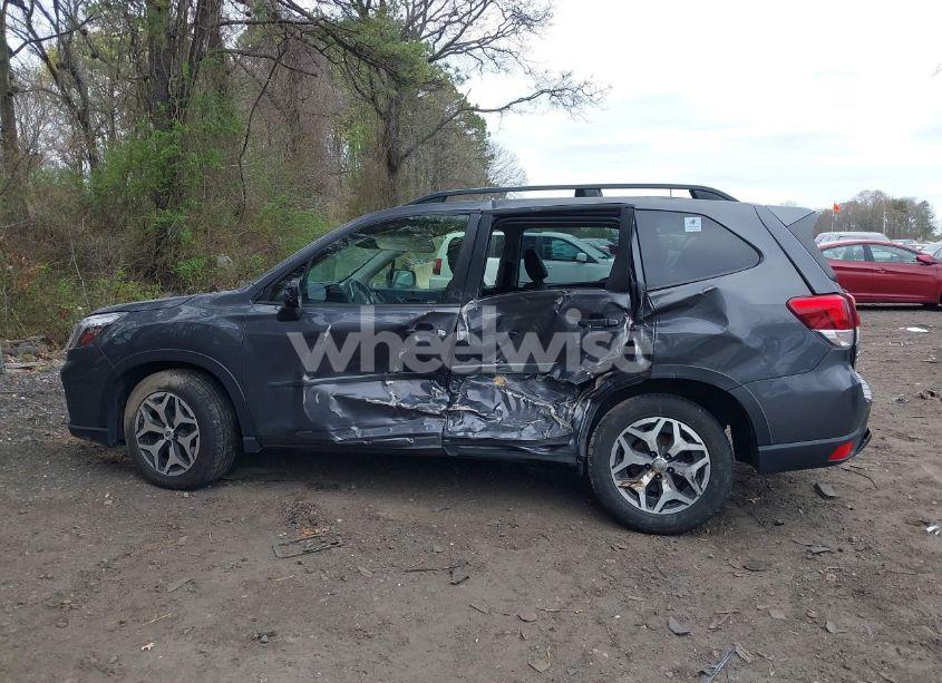 Photo 13 of 2021 Subaru Forester PREMIUM (VIN JF2SKAJC7MH473873)