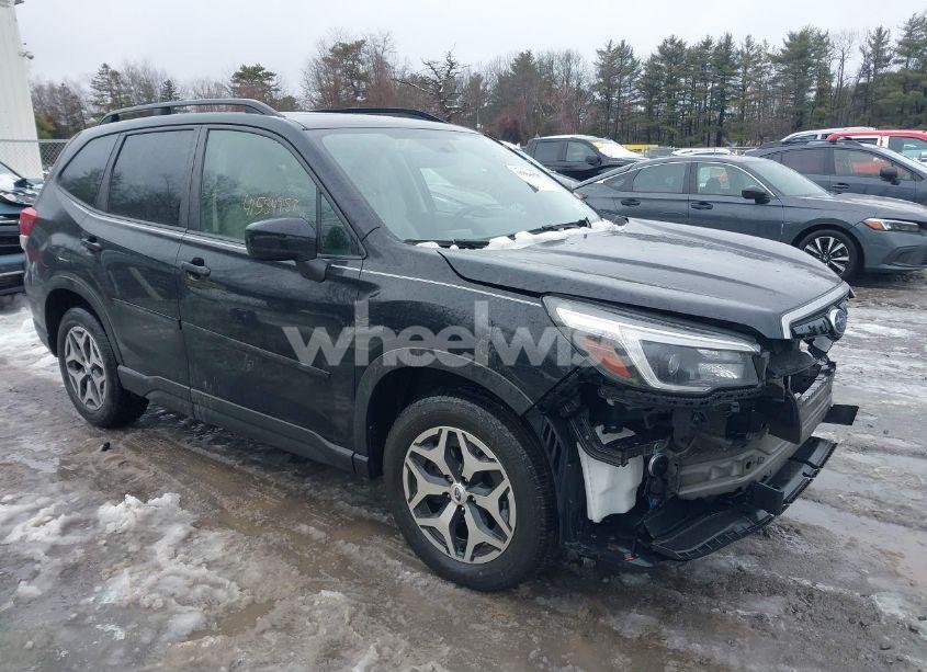 2021 Subaru Forester PREMIUM (VIN JF2SKAJC7MH504698) main photo