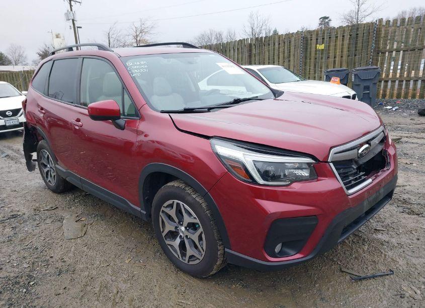 2021 Subaru Forester PREMIUM (VIN JF2SKAJC7MH592331) main photo