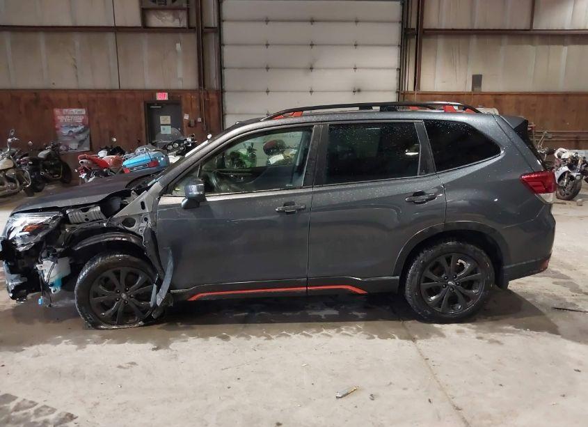 Photo 14 of 2022 Subaru Forester SPORT (VIN JF2SKAJC7NH430085)