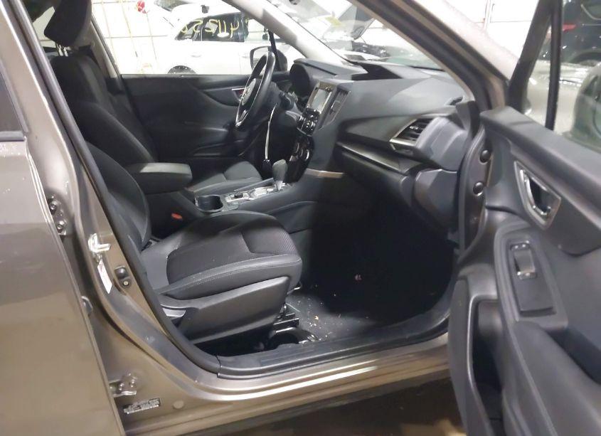 Photo 5 of 2020 Subaru Forester PREMIUM (VIN JF2SKAJC8LH473735)