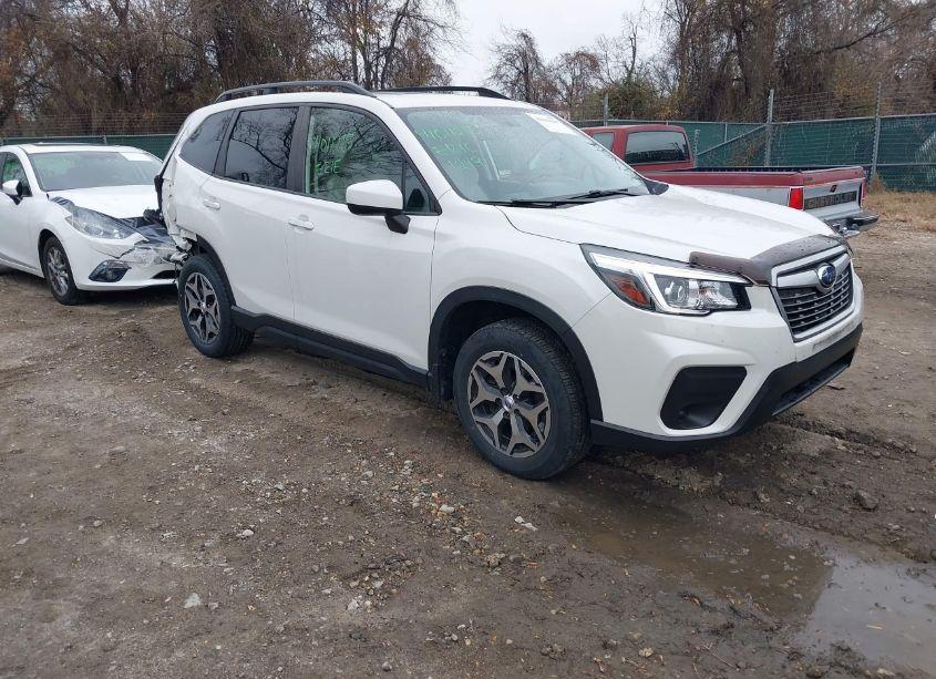 2020 Subaru Forester PREMIUM (VIN JF2SKAJC8LH589761) main photo