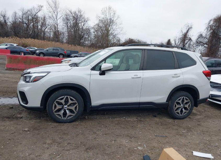 Photo 15 of 2020 Subaru Forester PREMIUM (VIN JF2SKAJC8LH589761)