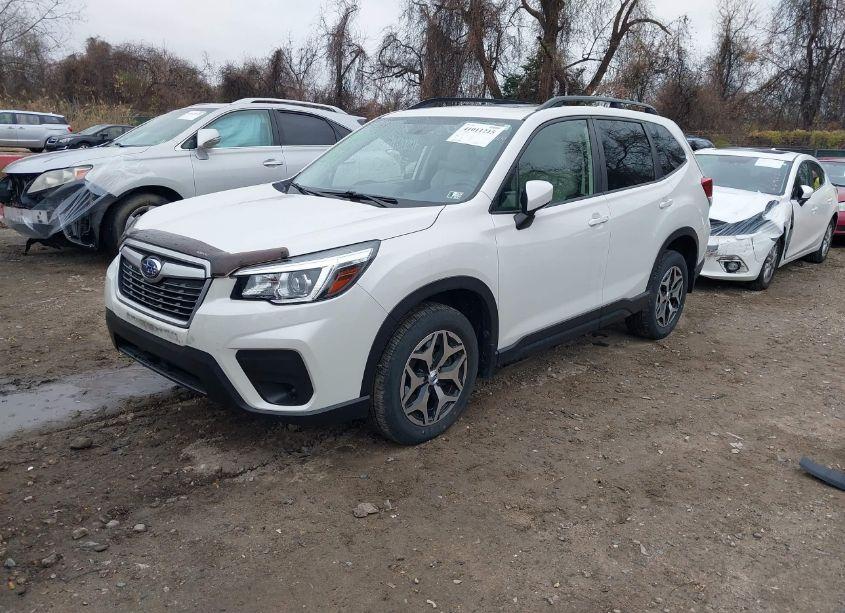 Photo 2 of 2020 Subaru Forester PREMIUM (VIN JF2SKAJC8LH589761)