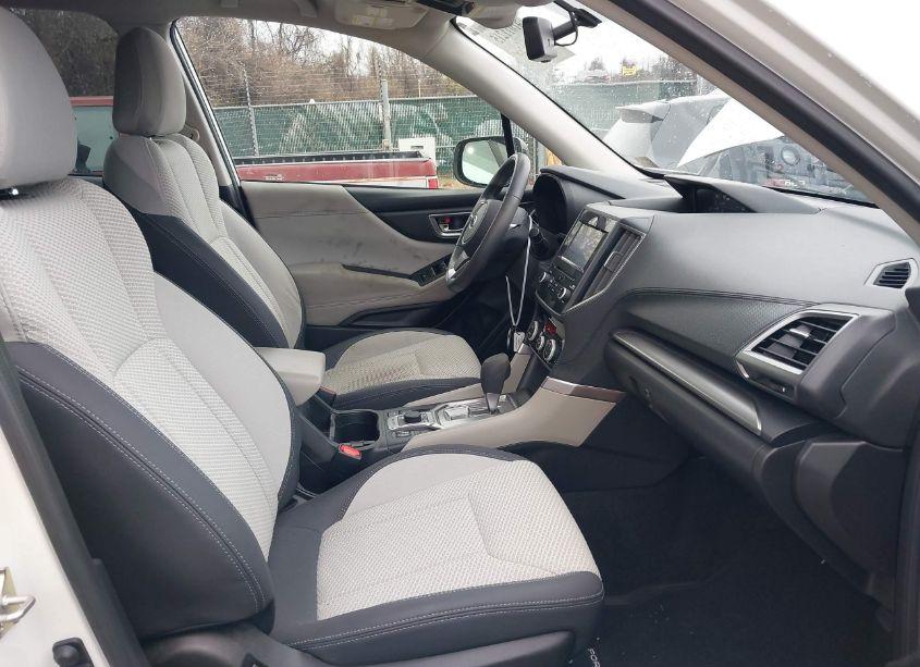 Photo 5 of 2020 Subaru Forester PREMIUM (VIN JF2SKAJC8LH589761)