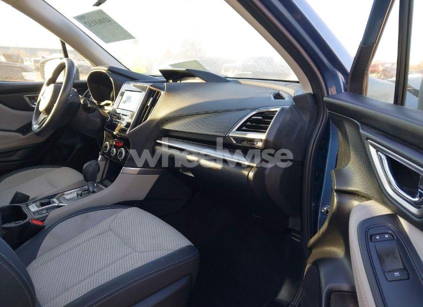 Photo 5 of 2021 Subaru Forester PREMIUM (VIN JF2SKAJC8MH551304)