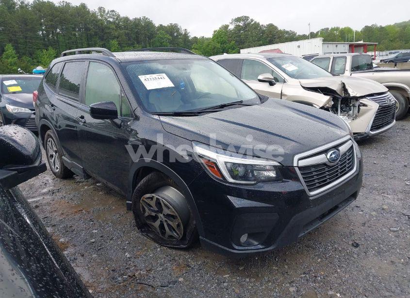 2021 Subaru Forester PREMIUM (VIN JF2SKAJC8MH563856) main photo