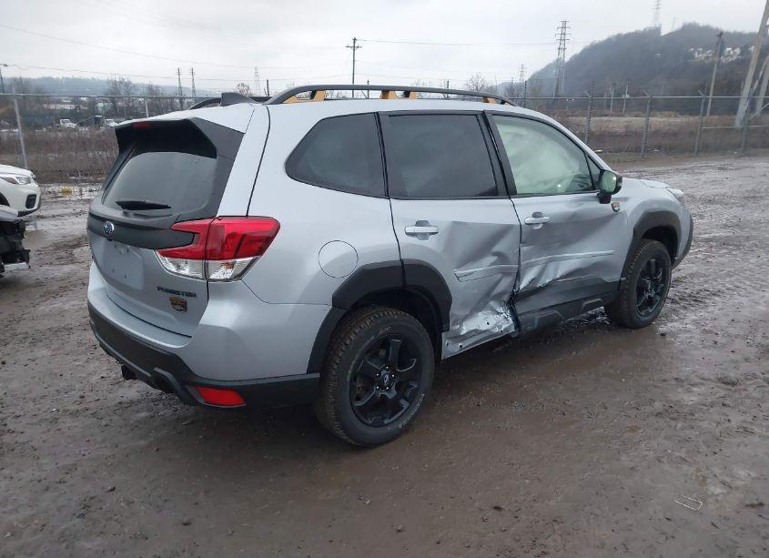 Photo 4 of 2024 Subaru Forester WILDERNESS (VIN JF2SKAJC8RH406920)