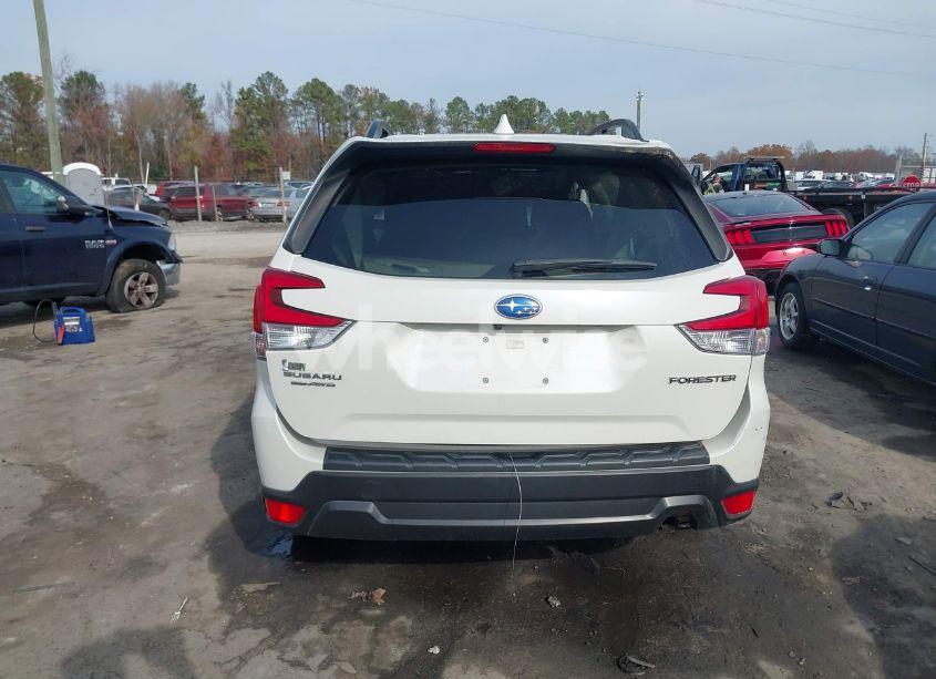 Photo 15 of 2020 Subaru Forester PREMIUM (VIN JF2SKAJC9LH543355)