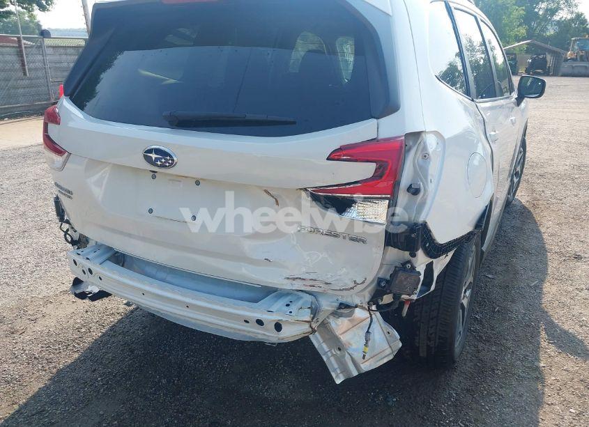 Photo 6 of 2021 Subaru Forester PREMIUM (VIN JF2SKAJC9MH496376)