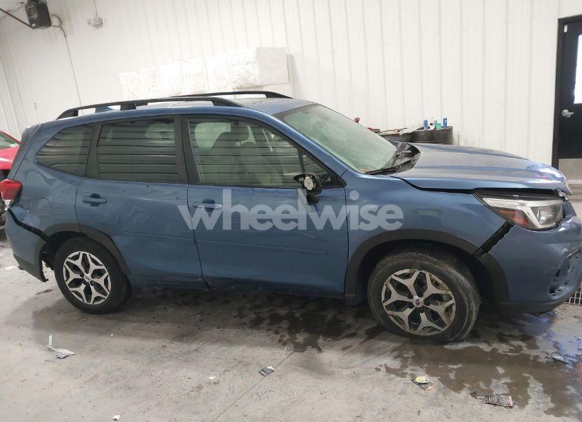 Photo 14 of 2020 Subaru Forester PREMIUM (VIN JF2SKAJCXLH435861)