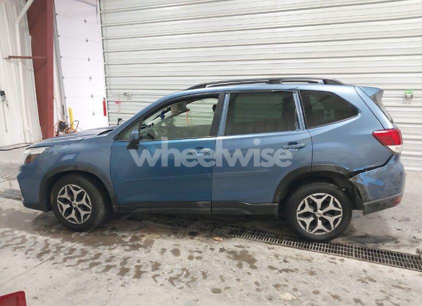 Photo 15 of 2020 Subaru Forester PREMIUM (VIN JF2SKAJCXLH435861)