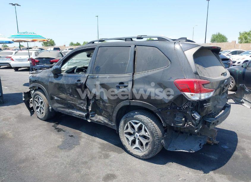 Photo 15 of 2020 Subaru Forester PREMIUM (VIN JF2SKAJCXLH556177)