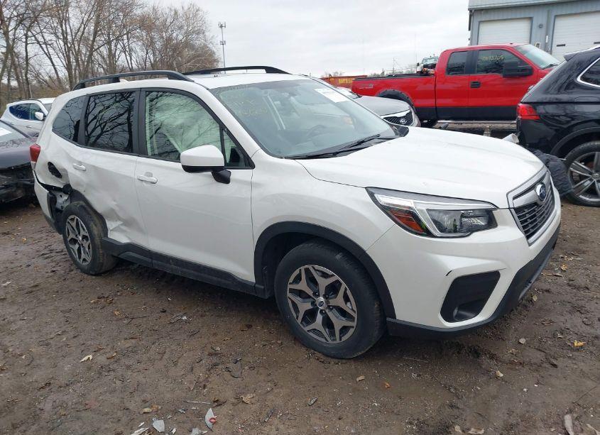 2021 Subaru Forester PREMIUM (VIN JF2SKAJCXMH486259) main photo