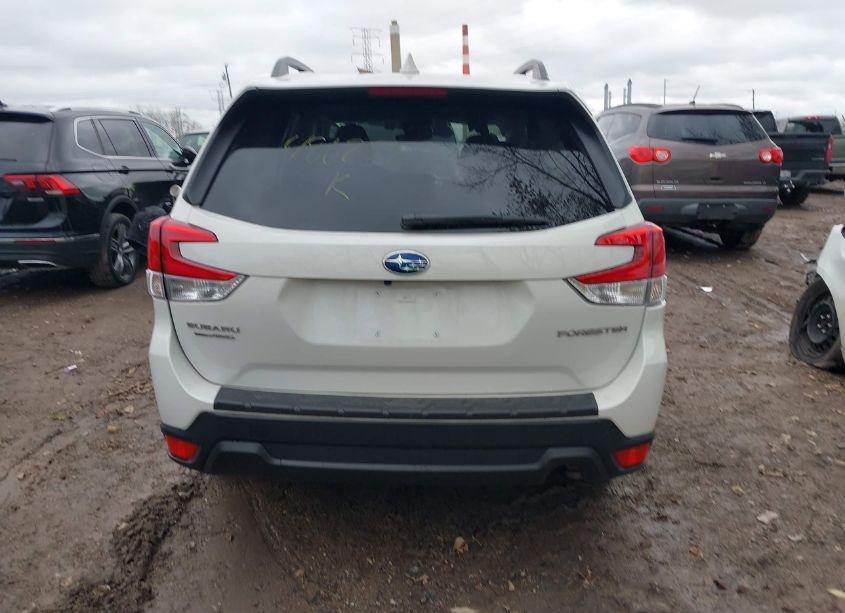 Photo 16 of 2021 Subaru Forester PREMIUM (VIN JF2SKAJCXMH486259)