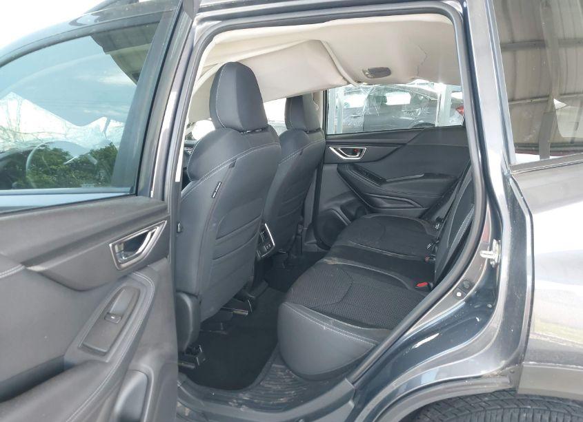 Photo 8 of 2021 Subaru Forester PREMIUM (VIN JF2SKAJCXMH557900)