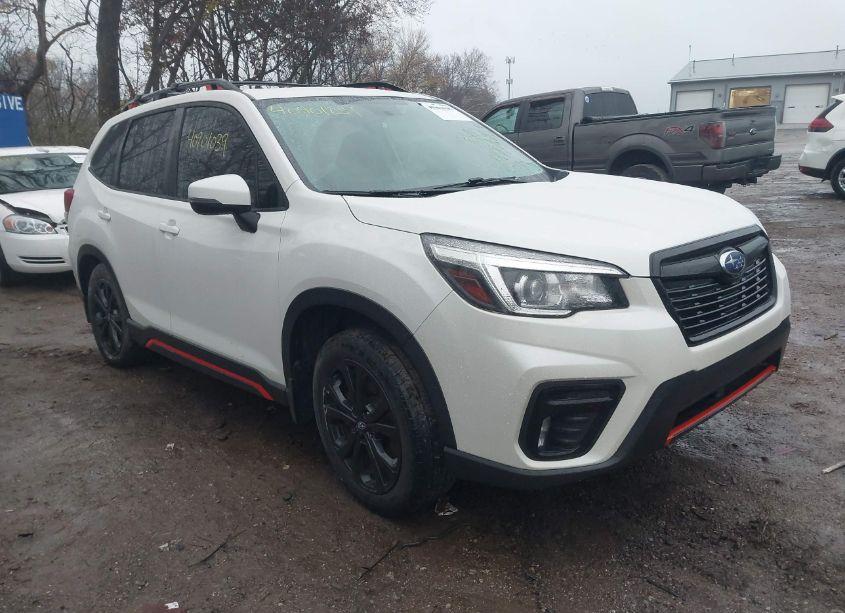 2019 Subaru Forester SPORT (VIN JF2SKAKC1KH517569) main photo