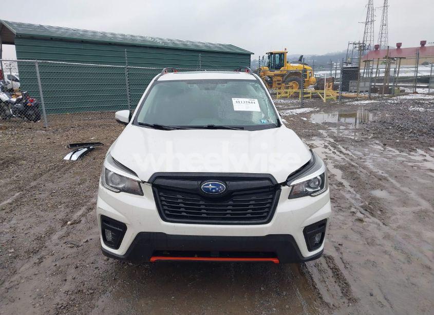 Photo 13 of 2019 Subaru Forester SPORT (VIN JF2SKAKC3KH504158)