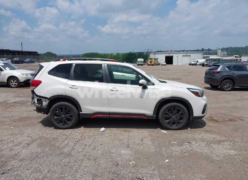 Photo 13 of 2019 Subaru Forester SPORT (VIN JF2SKAKC6KH453755)