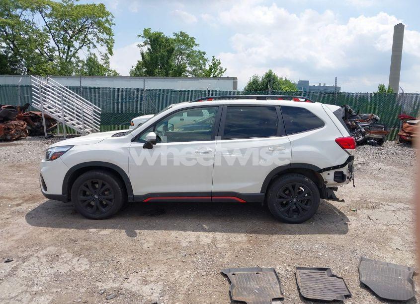 Photo 14 of 2019 Subaru Forester SPORT (VIN JF2SKAKC6KH453755)