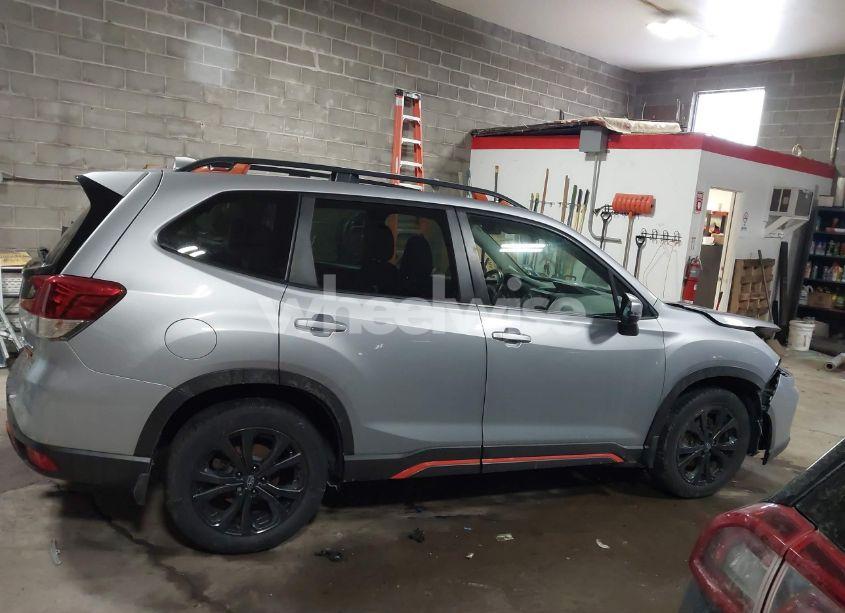 Photo 13 of 2019 Subaru Forester SPORT (VIN JF2SKAKC7KH540614)