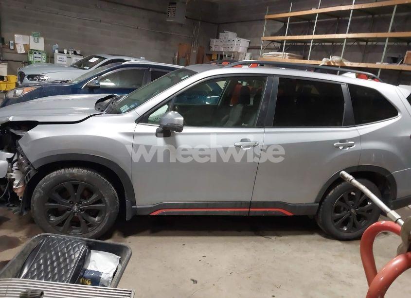 Photo 14 of 2019 Subaru Forester SPORT (VIN JF2SKAKC7KH540614)