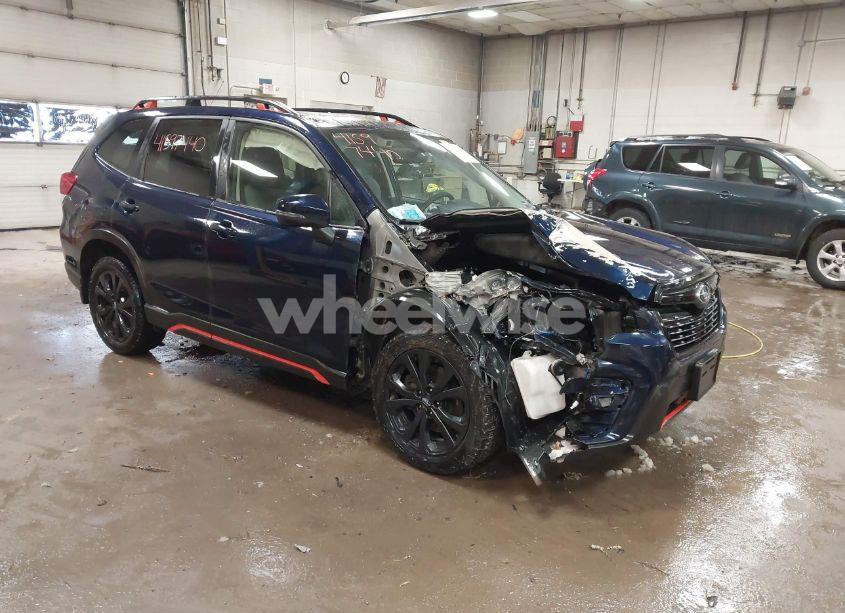 2019 Subaru Forester SPORT (VIN JF2SKAKC7KH585911) main photo