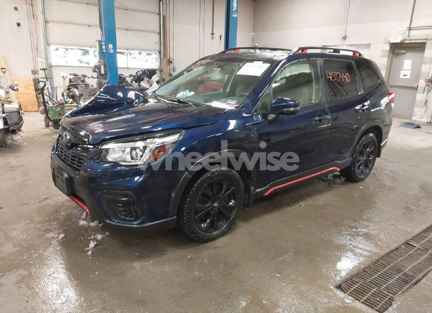 Photo 2 of 2019 Subaru Forester SPORT (VIN JF2SKAKC7KH585911)