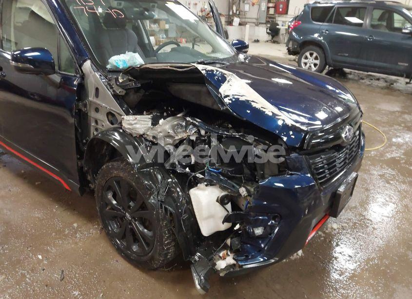 Photo 6 of 2019 Subaru Forester SPORT (VIN JF2SKAKC7KH585911)