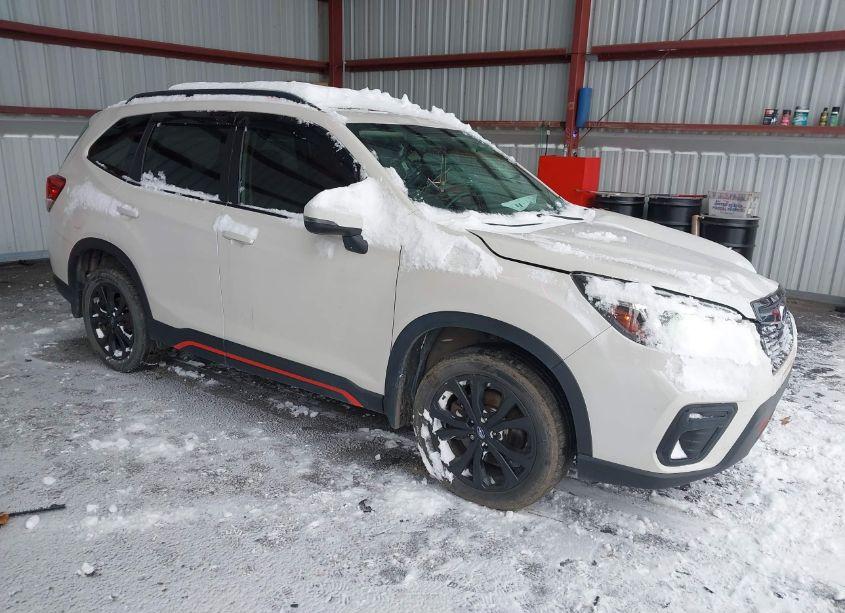 2019 Subaru Forester SPORT (VIN JF2SKAKC8KH420028) main photo