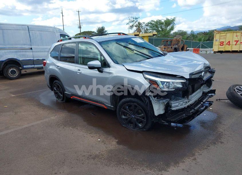2019 Subaru Forester SPORT (VIN JF2SKAKCXKH400279) main photo