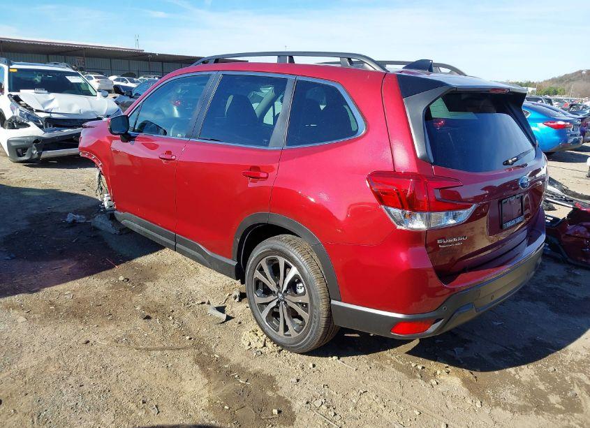 Photo 3 of 2024 Subaru Forester LIMITED (VIN JF2SKALC2RH409289)