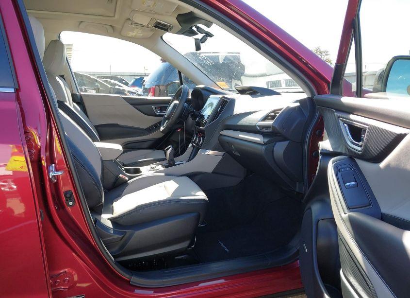 Photo 5 of 2024 Subaru Forester LIMITED (VIN JF2SKALC2RH409289)