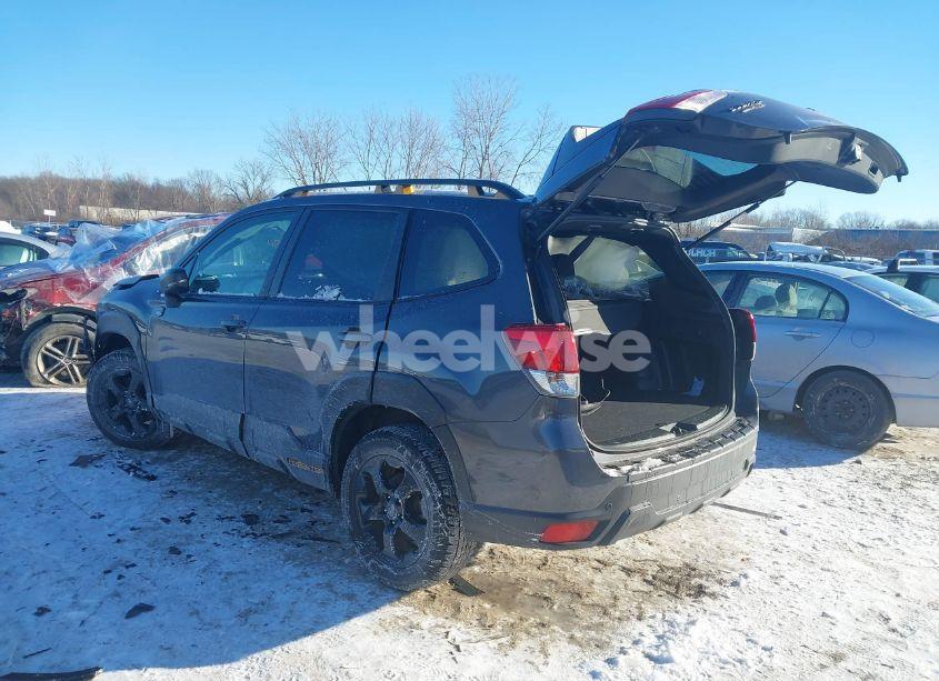 Photo 3 of 2022 Subaru Forester WILDERNESS (VIN JF2SKALC5NH402329)